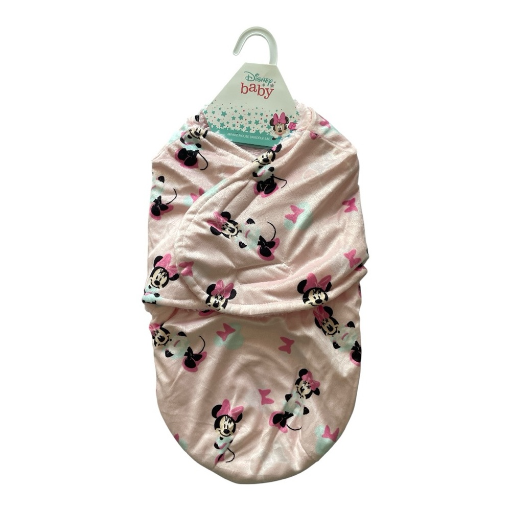 •Disney Baby Pink Minnie Mouse Bib